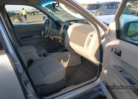 2010 Ford Escape Xlt из США, поврежденный, VIN 1FMCU9DG2AKB65563